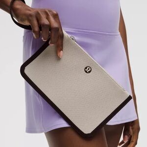 Lululemon Classic Wristlet ✨